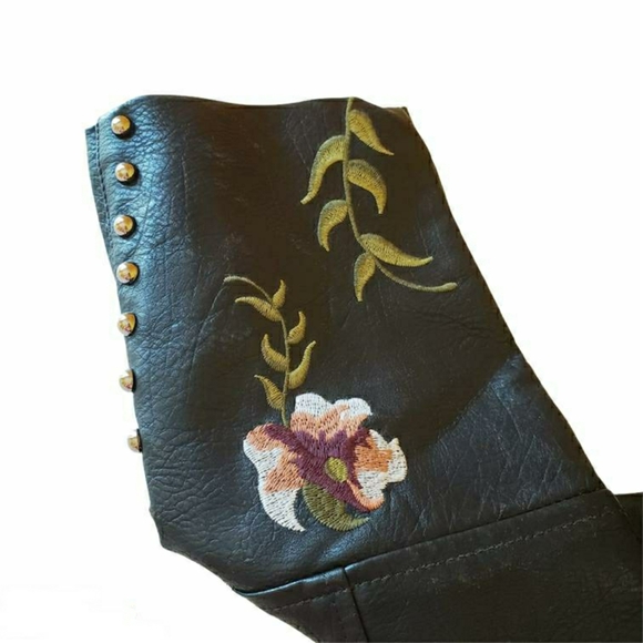 Women Leather Floral Print Embroidery Jacket - Picture 14 of 16